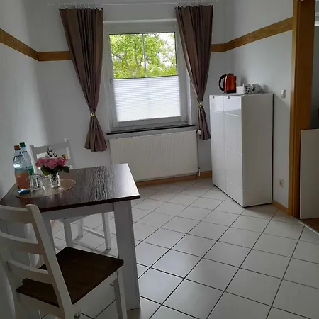 Im Rosenhaus Volz Nocleg ze śniadaniem Rhauderfehn