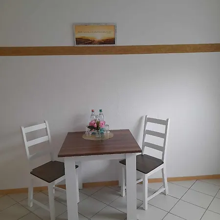 Im Rosenhaus Volz Nocleg ze śniadaniem