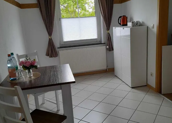 Im Rosenhaus Volz Panzió Rhauderfehn